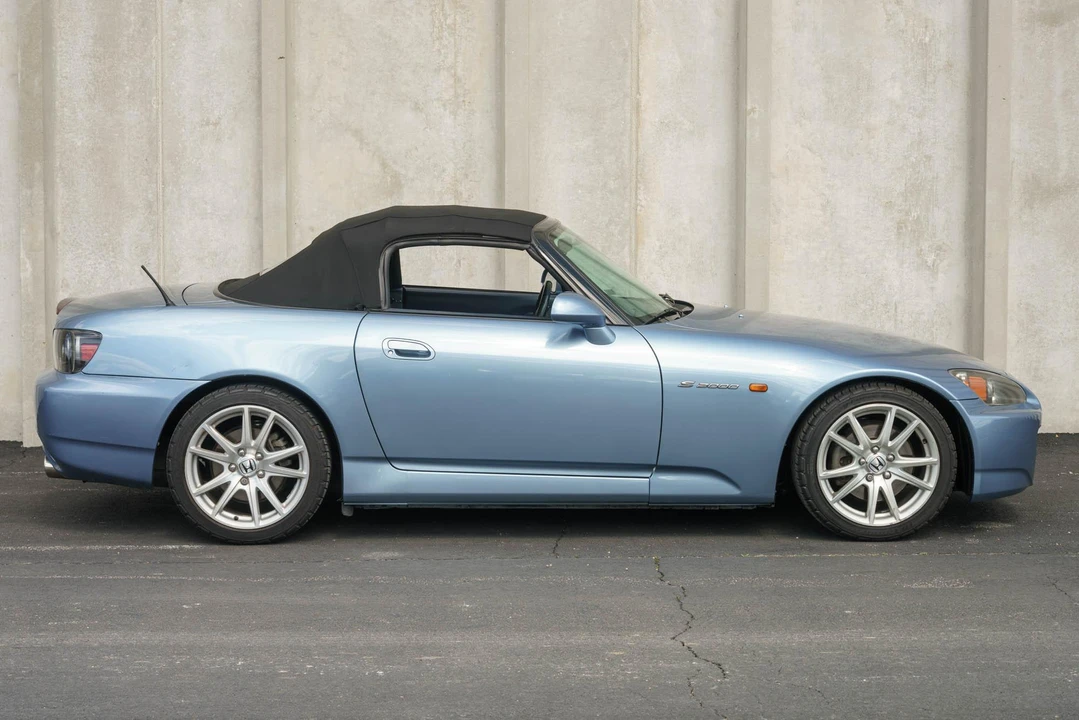 2005 Honda AP2 S2000 - Image 17 of 31