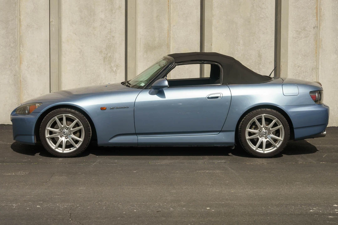2005 Honda AP2 S2000 - Image 14 of 31