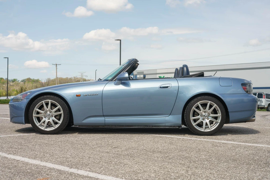 2005 Honda AP2 S2000 - Image 8 of 31