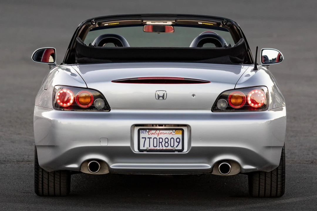 2005 Honda AP2 S2000 - Image 5 of 31