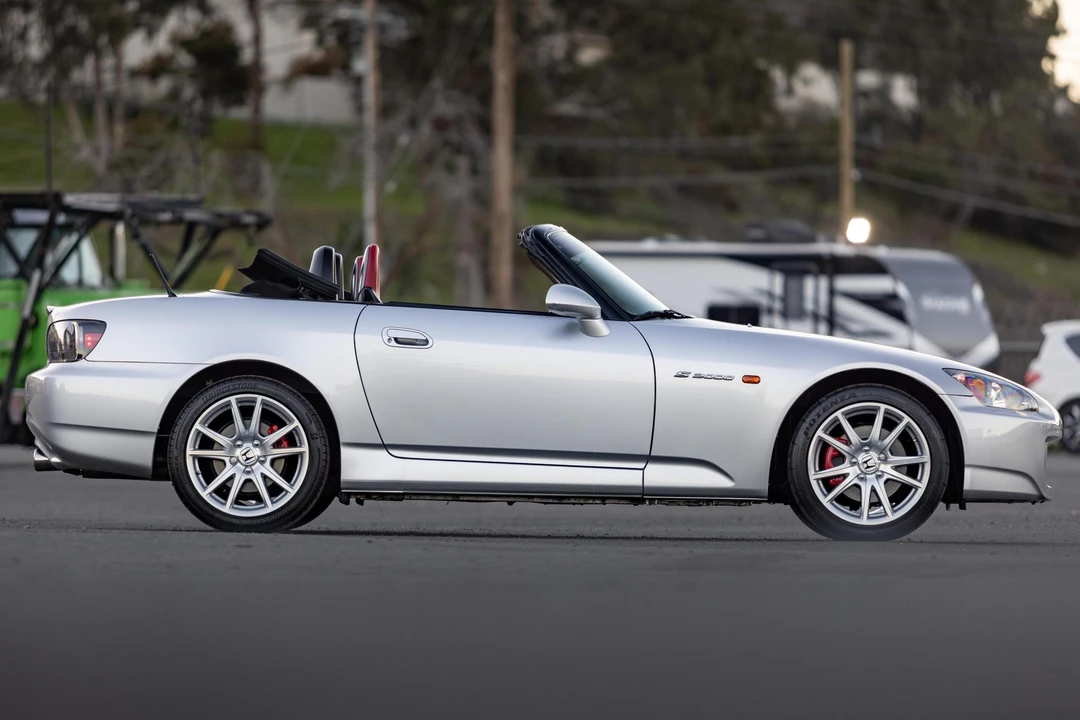 2005 Honda AP2 S2000 - Image 3 of 31
