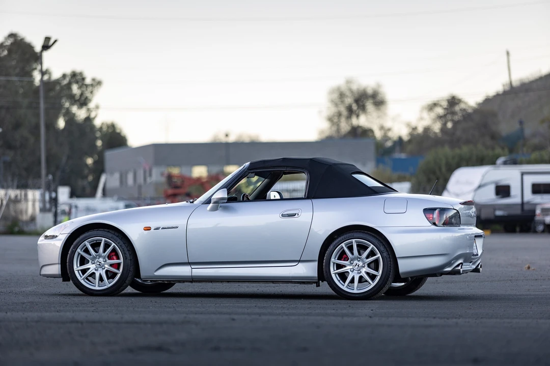 2005 Honda AP2 S2000 - Image 25 of 31