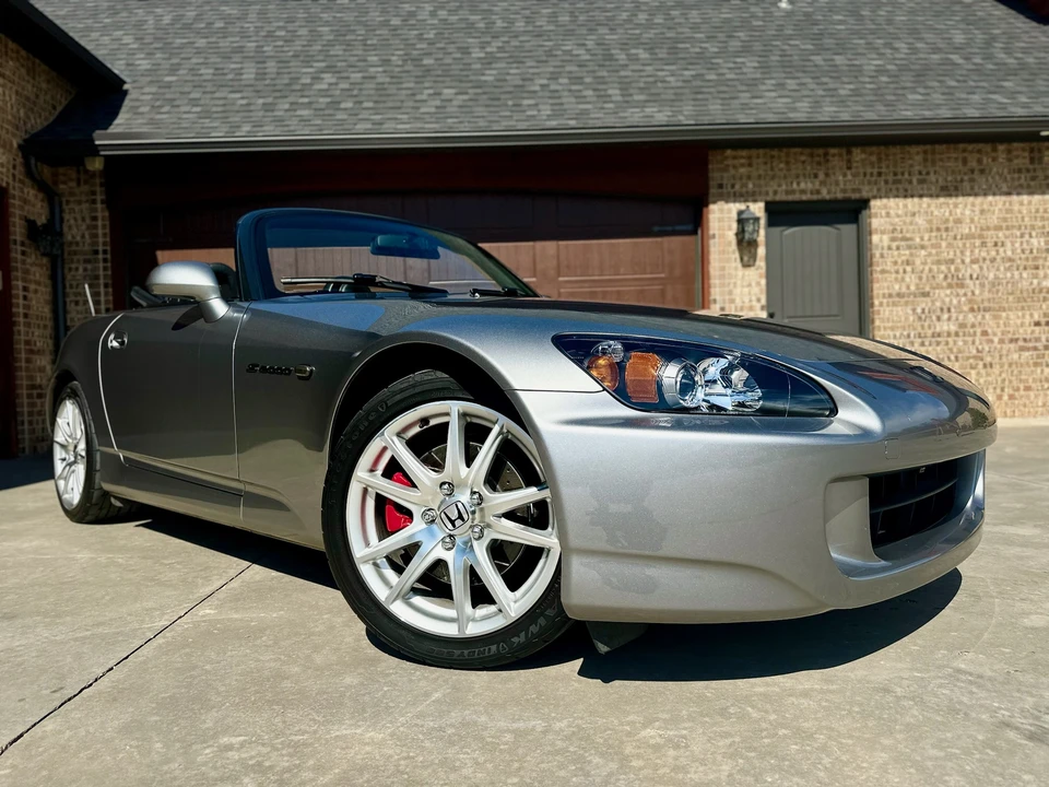 2005 Honda AP2 S2000 - Image 8 of 31
