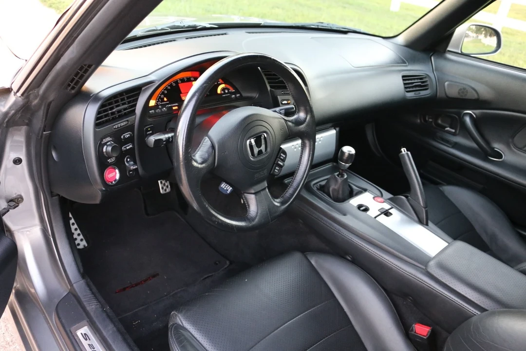 2005 Honda AP2 S2000 - Image 4 of 21