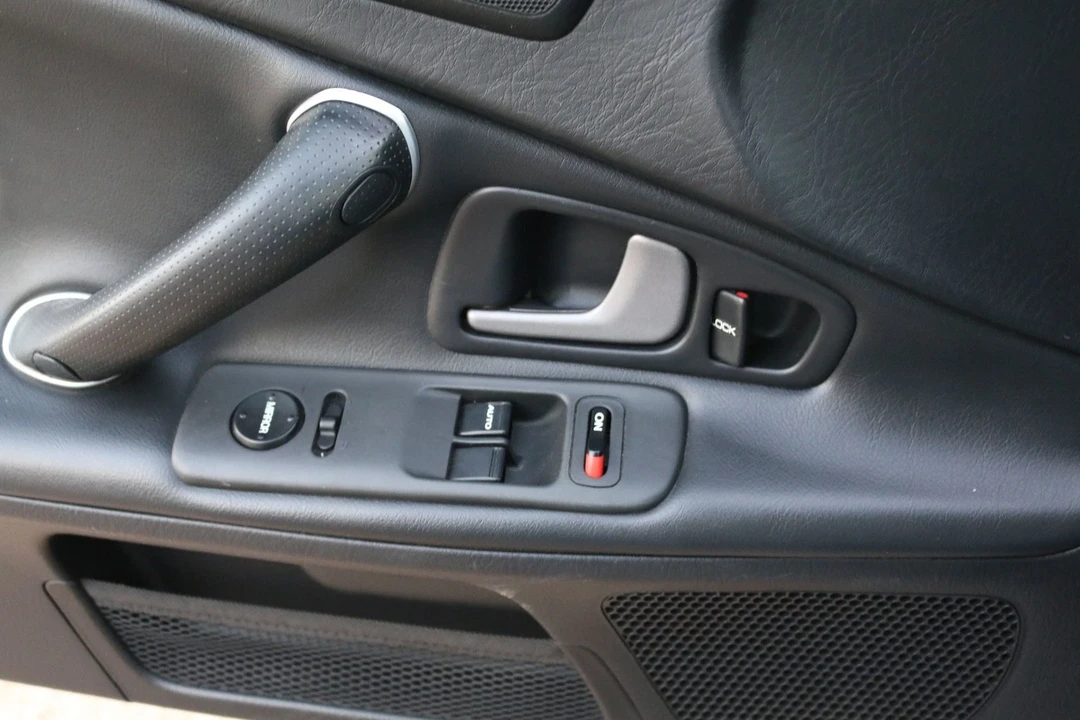 2005 Honda AP2 S2000 - Image 13 of 21