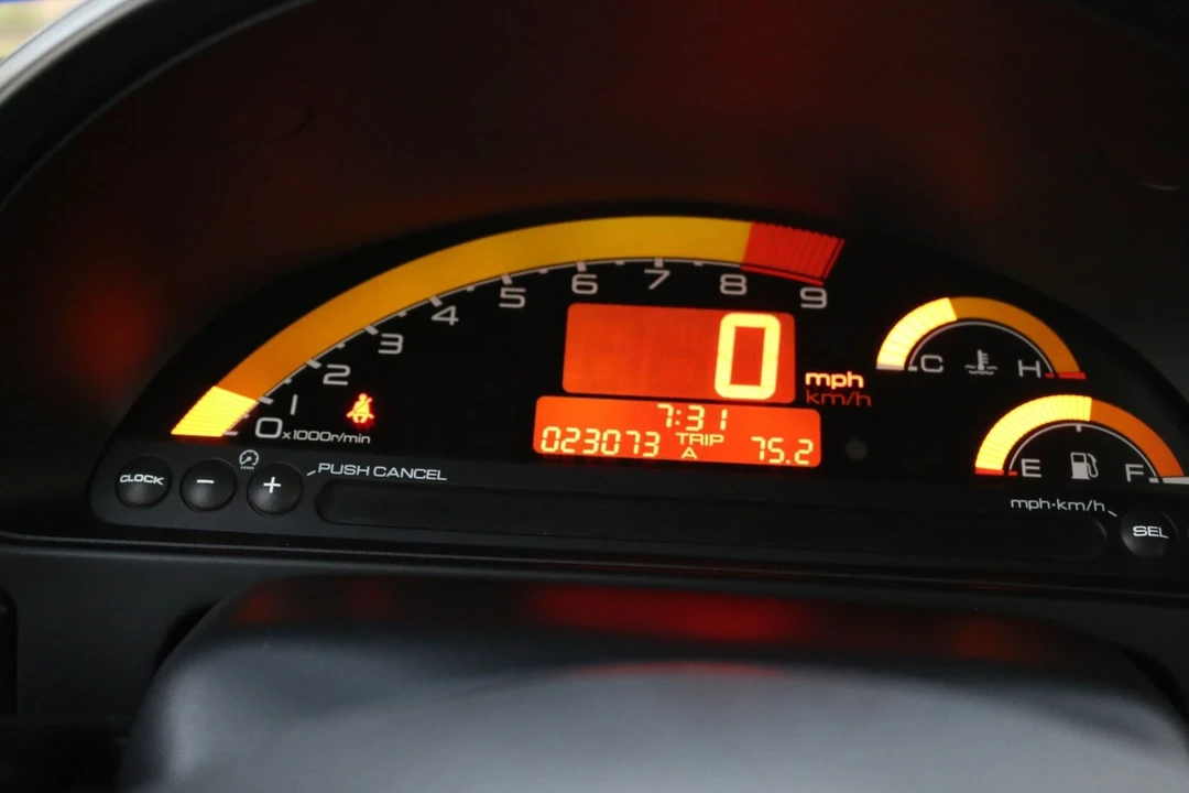 2005 Honda AP2 S2000 - Image 5 of 21
