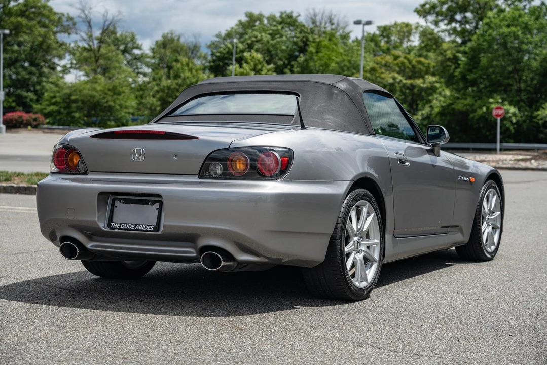 2005 Honda AP2 S2000 - Image 25 of 31