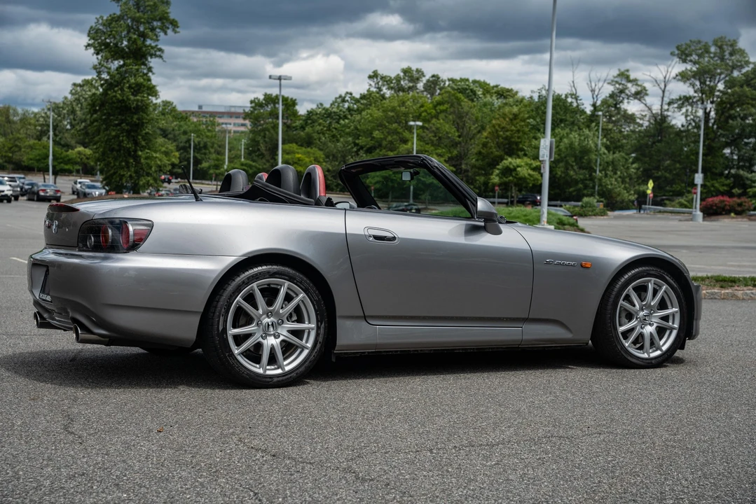 2005 Honda AP2 S2000 - Image 8 of 31