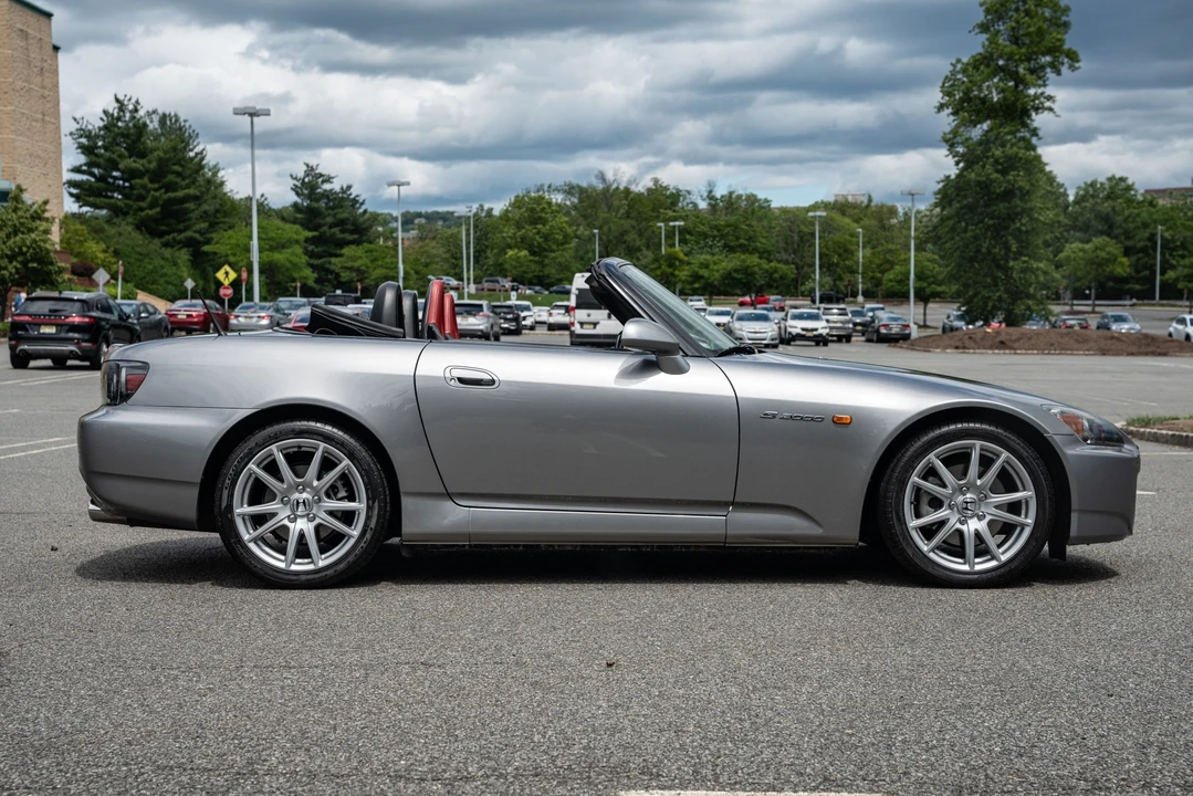 2005 Honda AP2 S2000 - Image 7 of 31