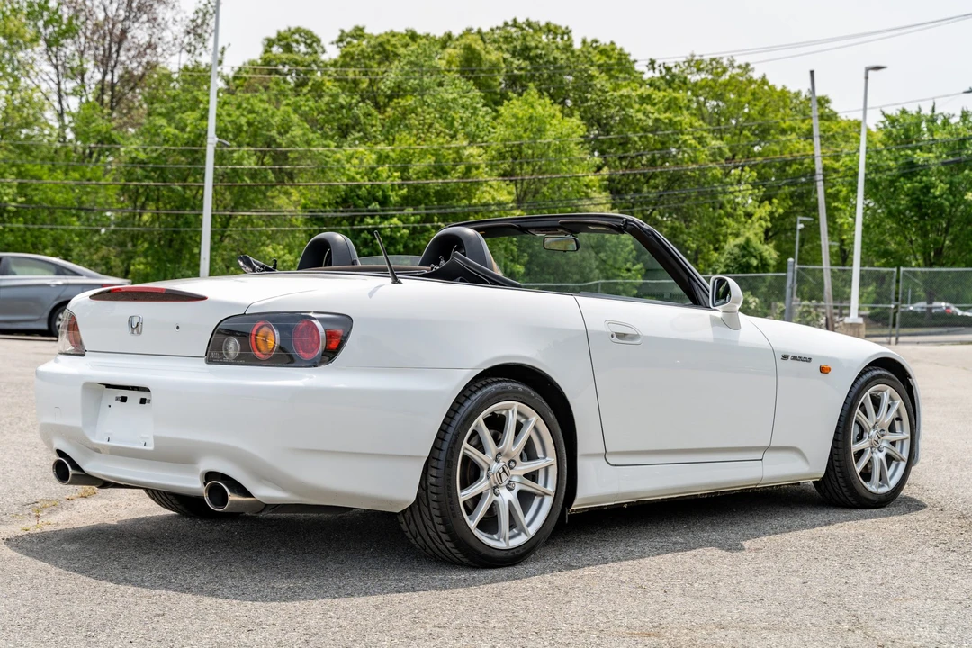 2005 Honda AP2 S2000 - Image 7 of 31