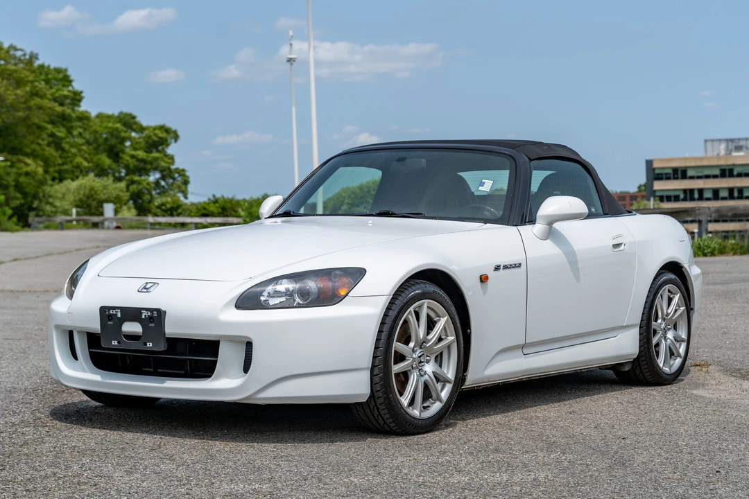 2005 Honda AP2 S2000 - Image 2 of 31