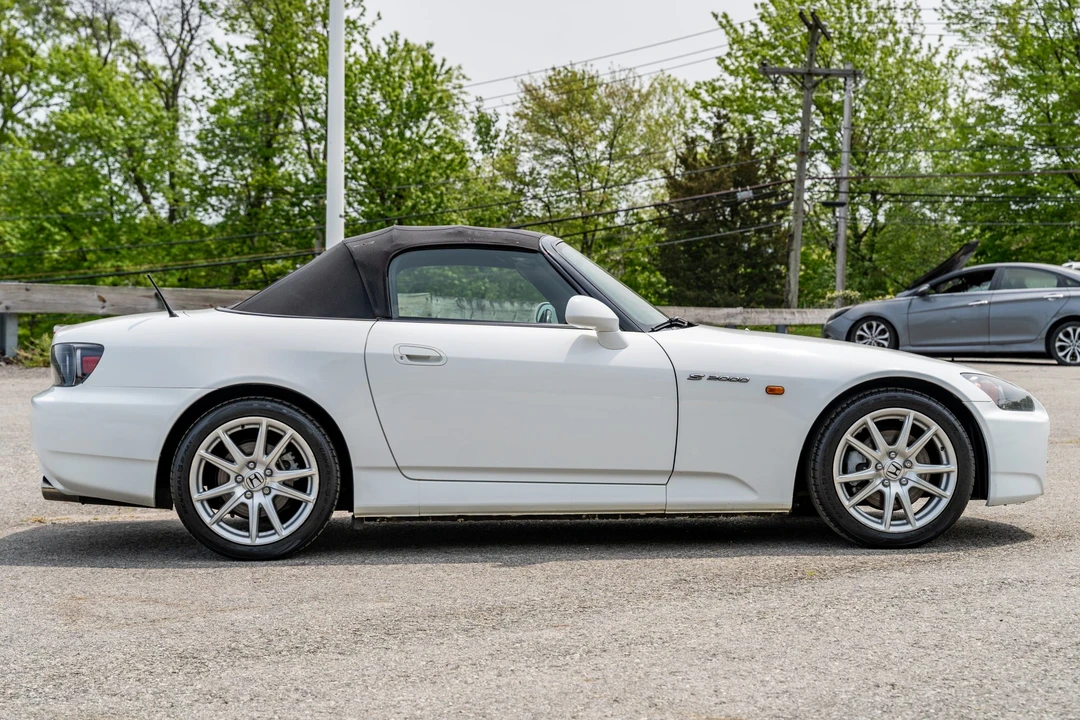 2005 Honda AP2 S2000 - Image 8 of 31