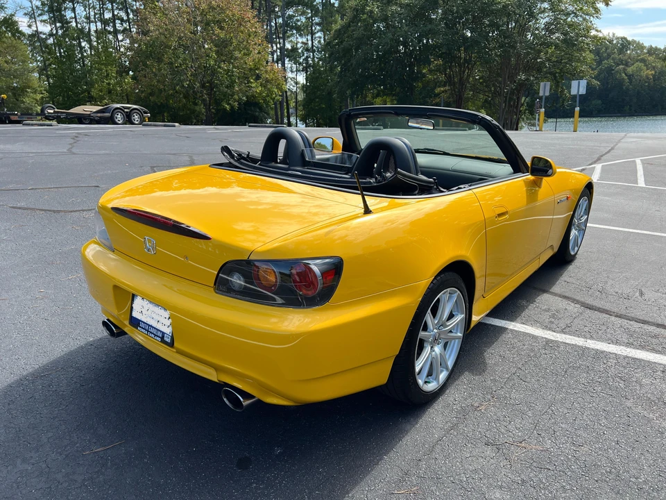 2005 Honda AP2 S2000 - Image 8 of 31