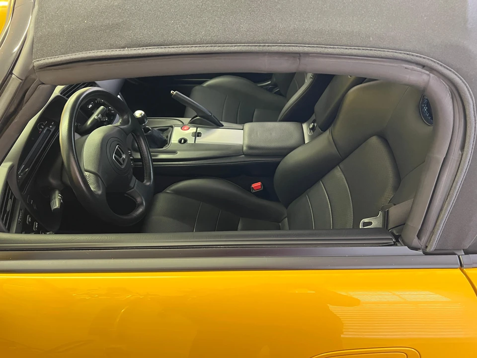 2005 Honda AP2 S2000 - Image 25 of 31