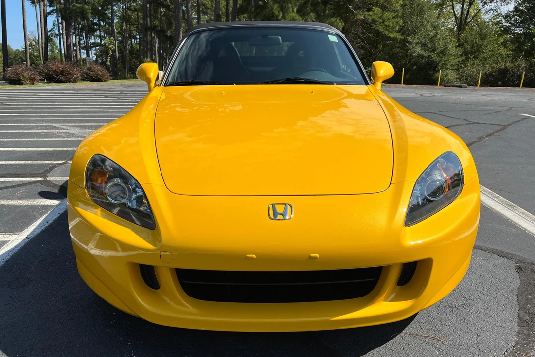 2005 Honda AP2 S2000 - Image 2 of 31