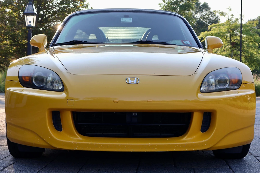 2005 Honda AP2 S2000 - Image 2 of 23