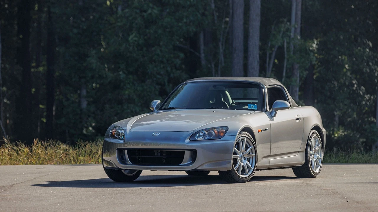 2005 Honda AP2 S2000 - Image 26 of 31