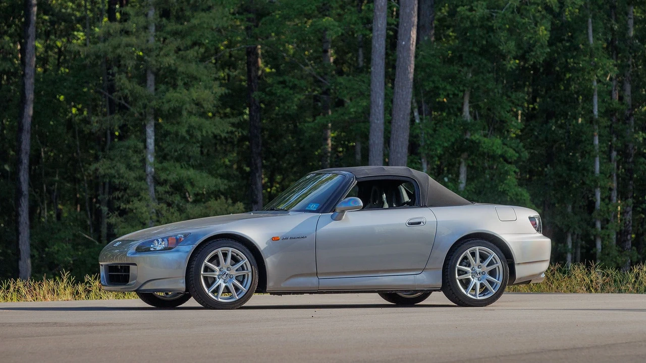 2005 Honda AP2 S2000 - Image 23 of 31