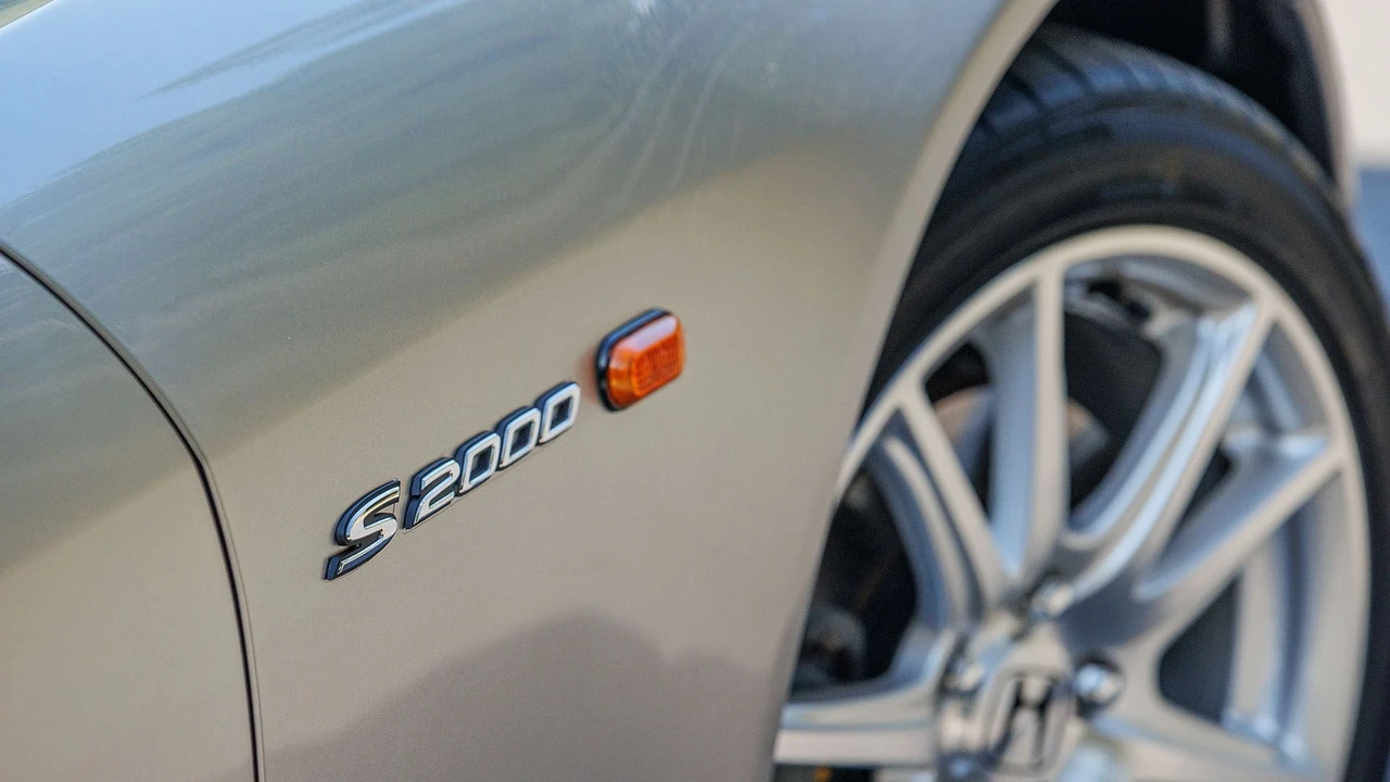 2005 Honda AP2 S2000 - Image 4 of 31