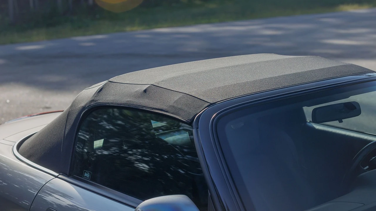 2005 Honda AP2 S2000 - Image 2 of 31