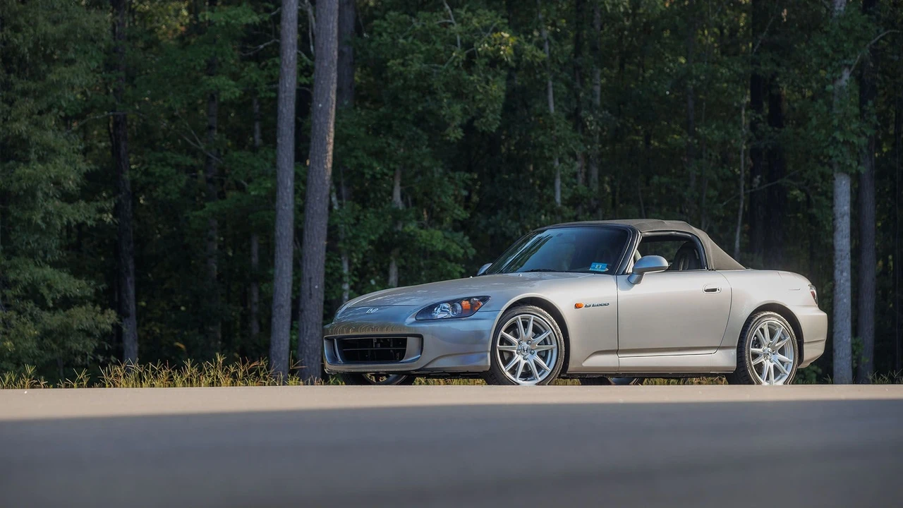 2005 Honda AP2 S2000 - Image 22 of 31