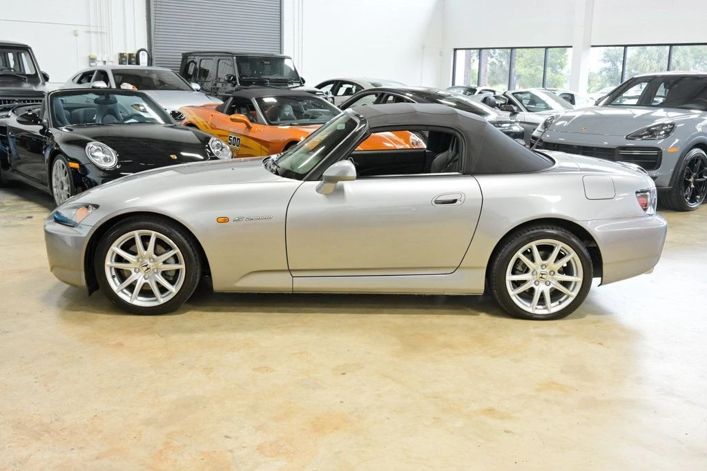 2005 Honda AP2 S2000 - Image 8 of 12