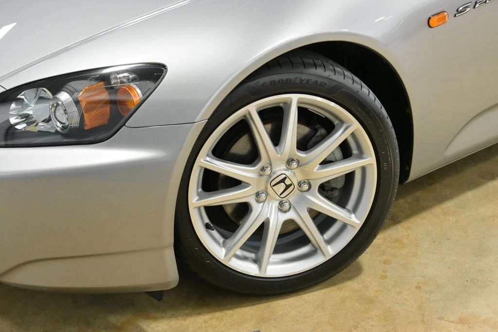 2005 Honda AP2 S2000 - Image 4 of 12