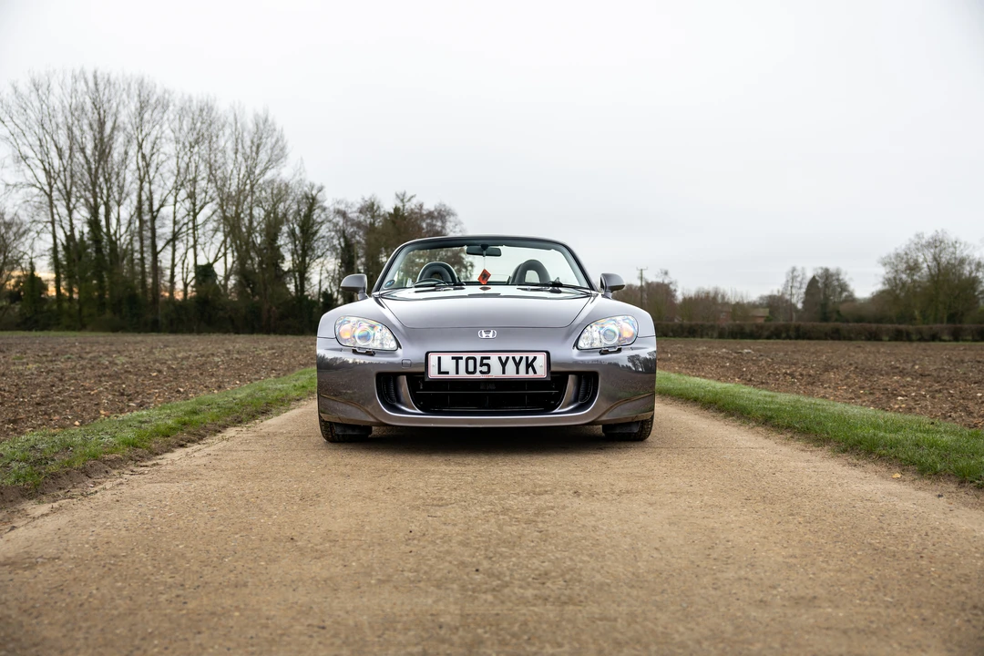 2005 Honda AP2 S2000 - Image 2 of 16
