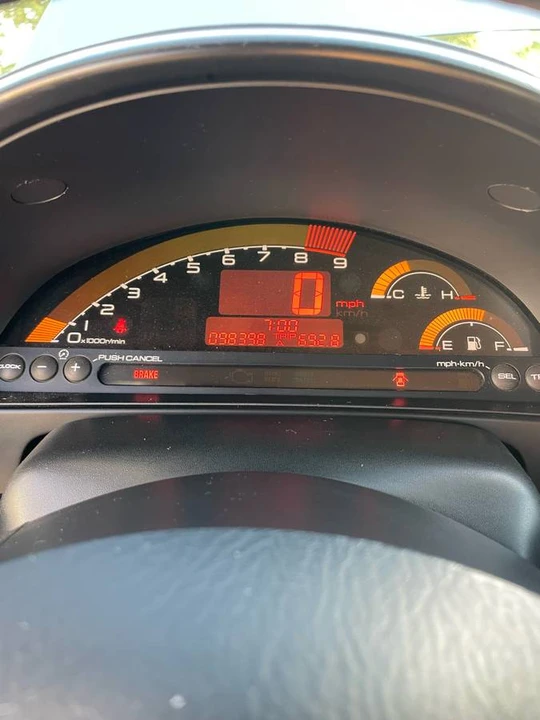 2005 Honda AP2 S2000 - Image 10 of 16