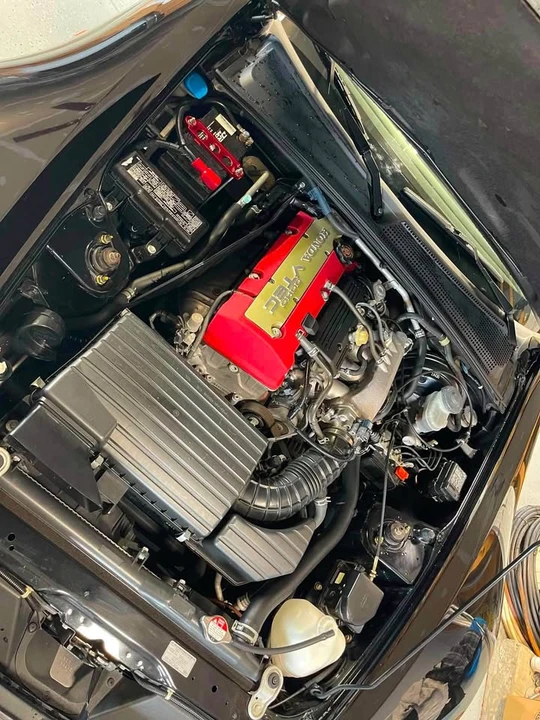 2005 Honda AP2 S2000 - Image 2 of 4