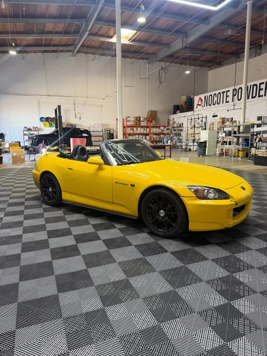 2005 Honda AP2 S2000 - Image 2 of 13
