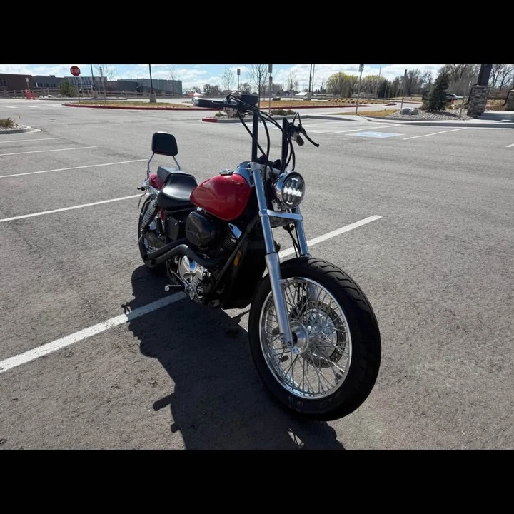 2005 Honda Motorcycles - Image 2 of 4