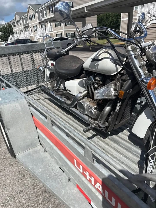 2005 Honda Motorcycles - Image 2 of 2