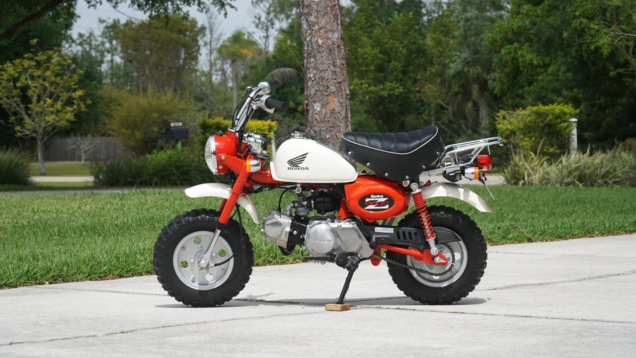2005 Honda Motorcycles - Image 14 of 31