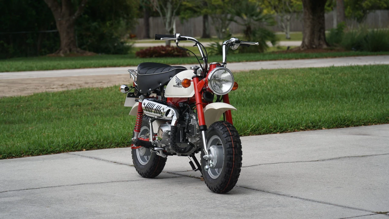 2005 Honda Motorcycles - Image 24 of 31
