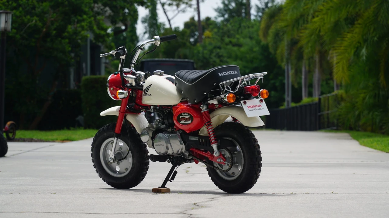 2005 Honda Motorcycles - Image 12 of 31