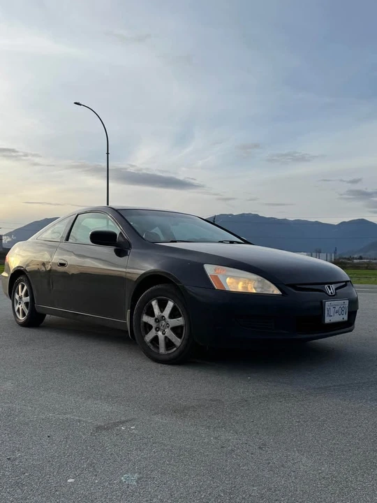 2005 Honda Accord 7th Gen - Image 2 of 5