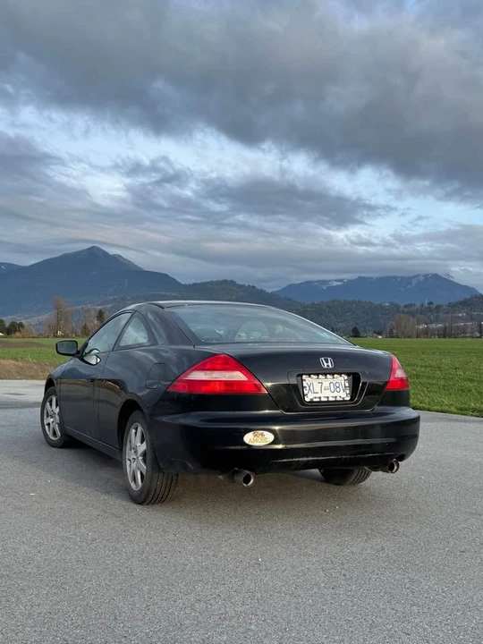 2005 Honda Accord 7th Gen - Image 3 of 5