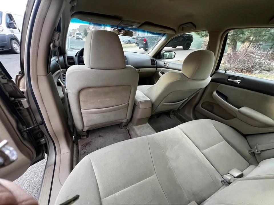 2005 Honda Accord 7th Gen - Image 9 of 13