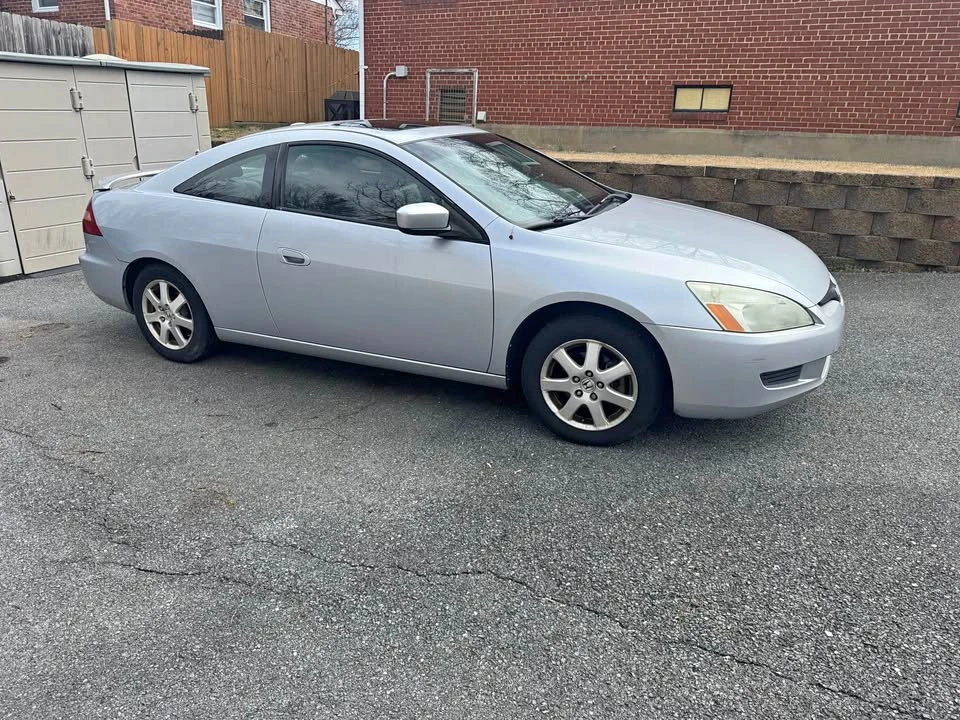 2005 Honda Accord 7th Gen - Image 1 of 4