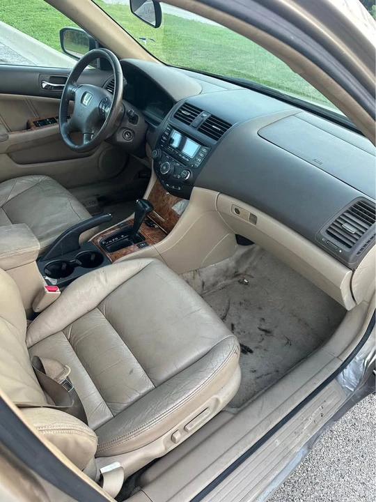 2005 Honda Accord 7th Gen - Image 14 of 16