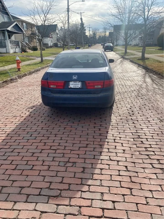2005 Honda Accord 7th Gen - Image 4 of 12