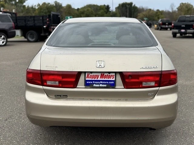 2005 Honda Accord 7th Gen - Image 5 of 16