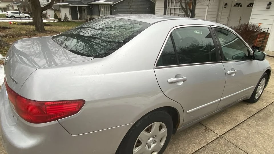 2005 Honda Accord 7th Gen - Image 5 of 7