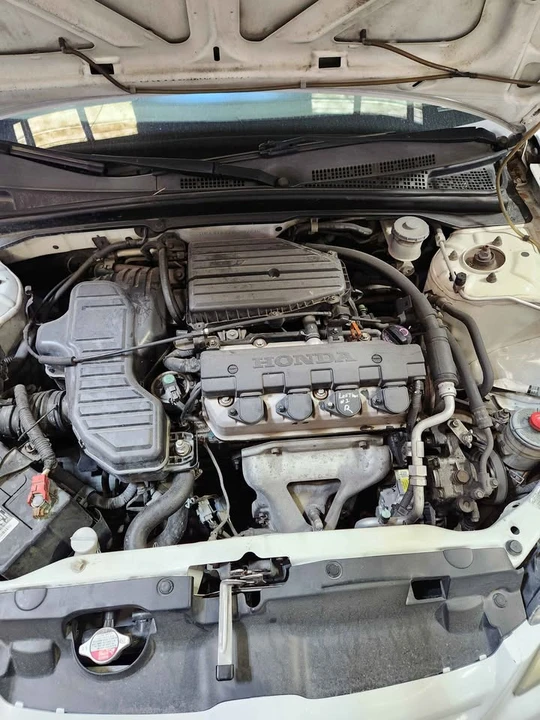 2005 Honda Civic 7th Gen - Image 9 of 15