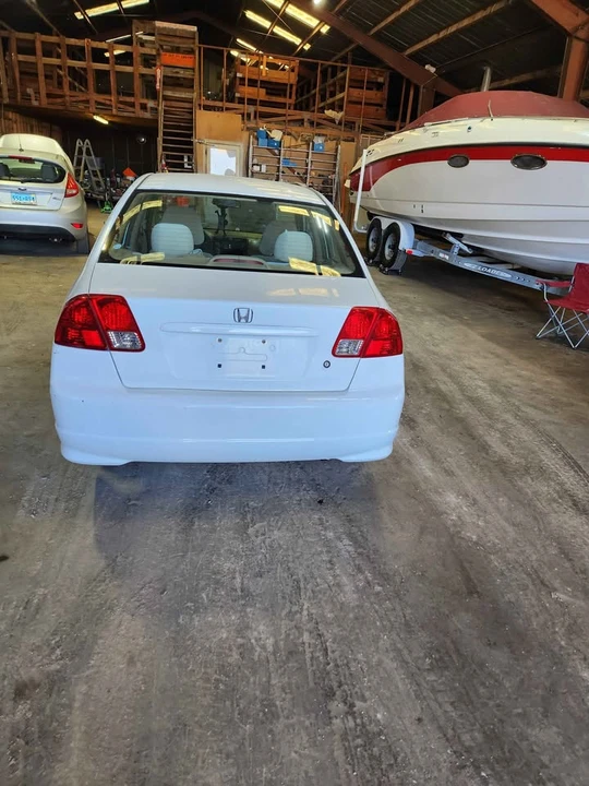 2005 Honda Civic 7th Gen - Image 4 of 15