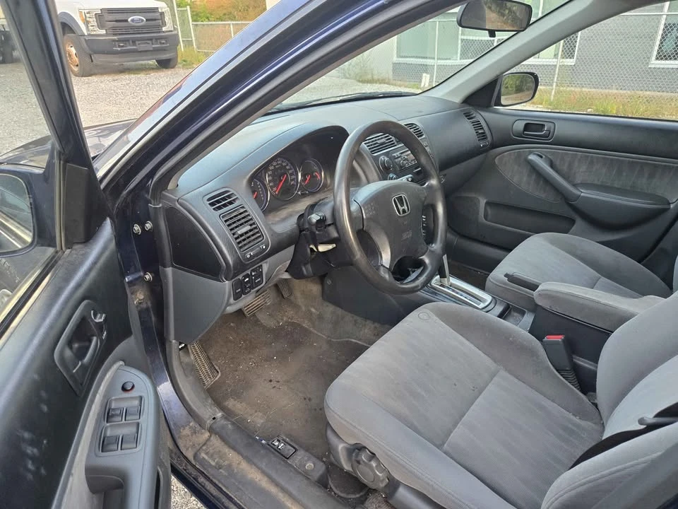 2005 Honda Civic 7th Gen - Image 7 of 14