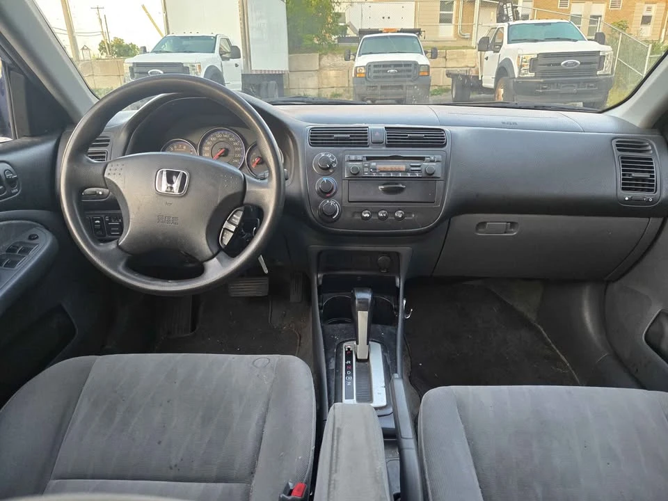 2005 Honda Civic 7th Gen - Image 10 of 14