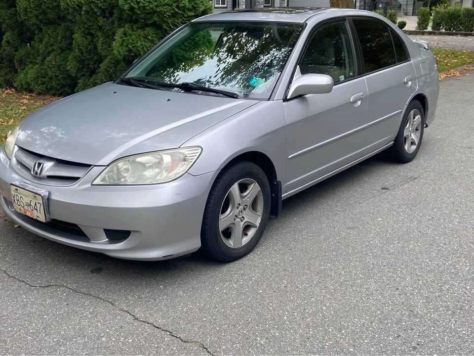 2005 Honda Civic 7th Gen - Image 4 of 9