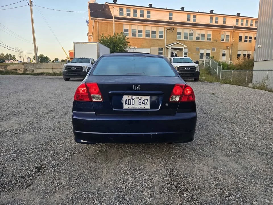 2005 Honda Civic 7th Gen - Image 5 of 14